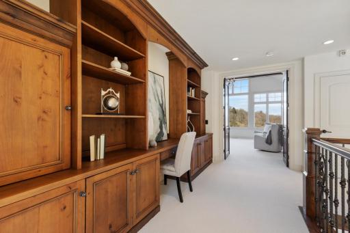 1760 Lucy Ridge Court, Chanhassen, MN 55317