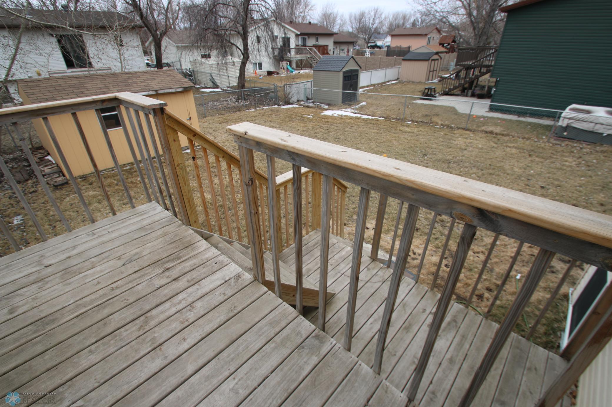 2-Tiered Deck