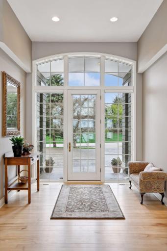 15464 Boulder Pointe Road, Eden Prairie, MN 55347