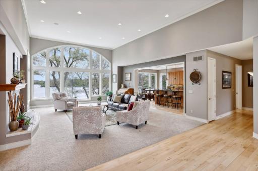 15464 Boulder Pointe Road, Eden Prairie, MN 55347