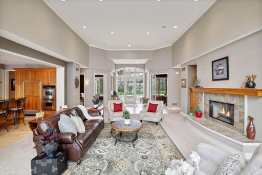 15464 Boulder Pointe Road, Eden Prairie, MN 55347
