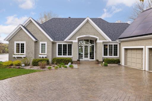 15464 Boulder Pointe Road, Eden Prairie, MN 55347