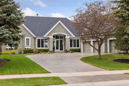 15464 Boulder Pointe Road, Eden Prairie, MN 55347