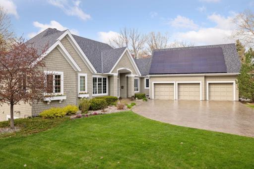 15464 Boulder Pointe Road, Eden Prairie, MN 55347