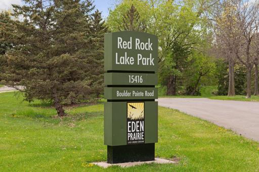 15464 Boulder Pointe Road, Eden Prairie, MN 55347