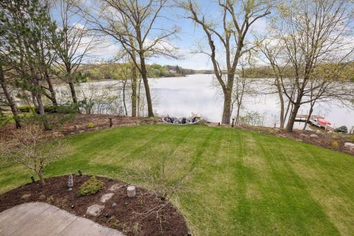15464 Boulder Pointe Road, Eden Prairie, MN 55347