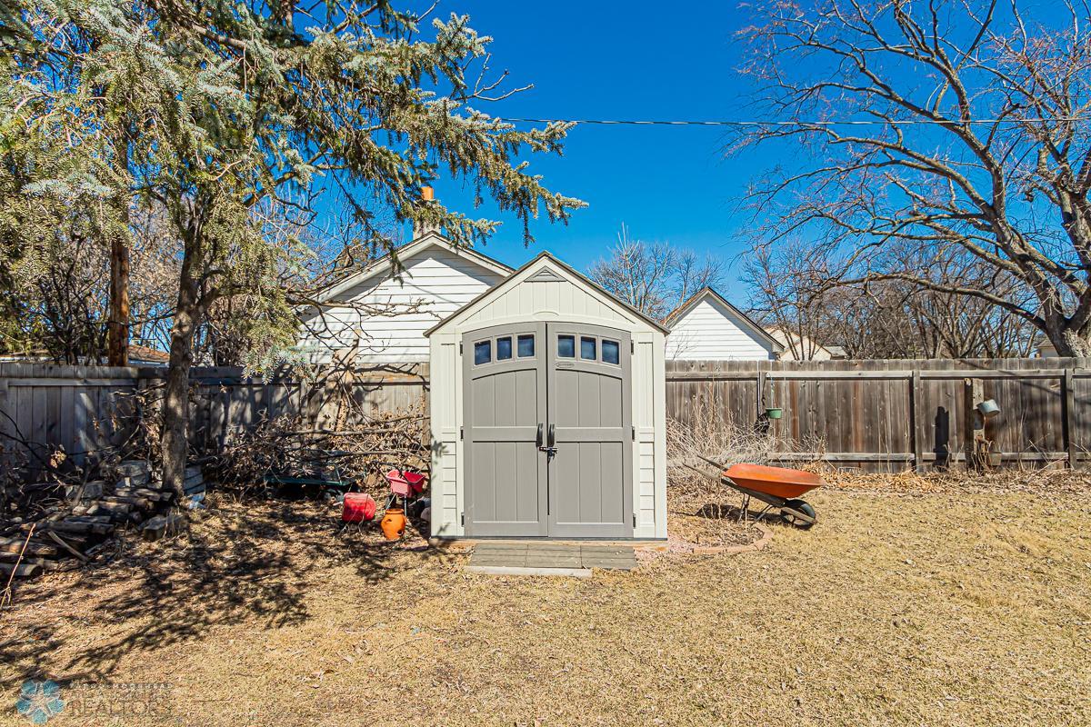 1809 7th St S, Moorhead, MN 56560-26.jpg