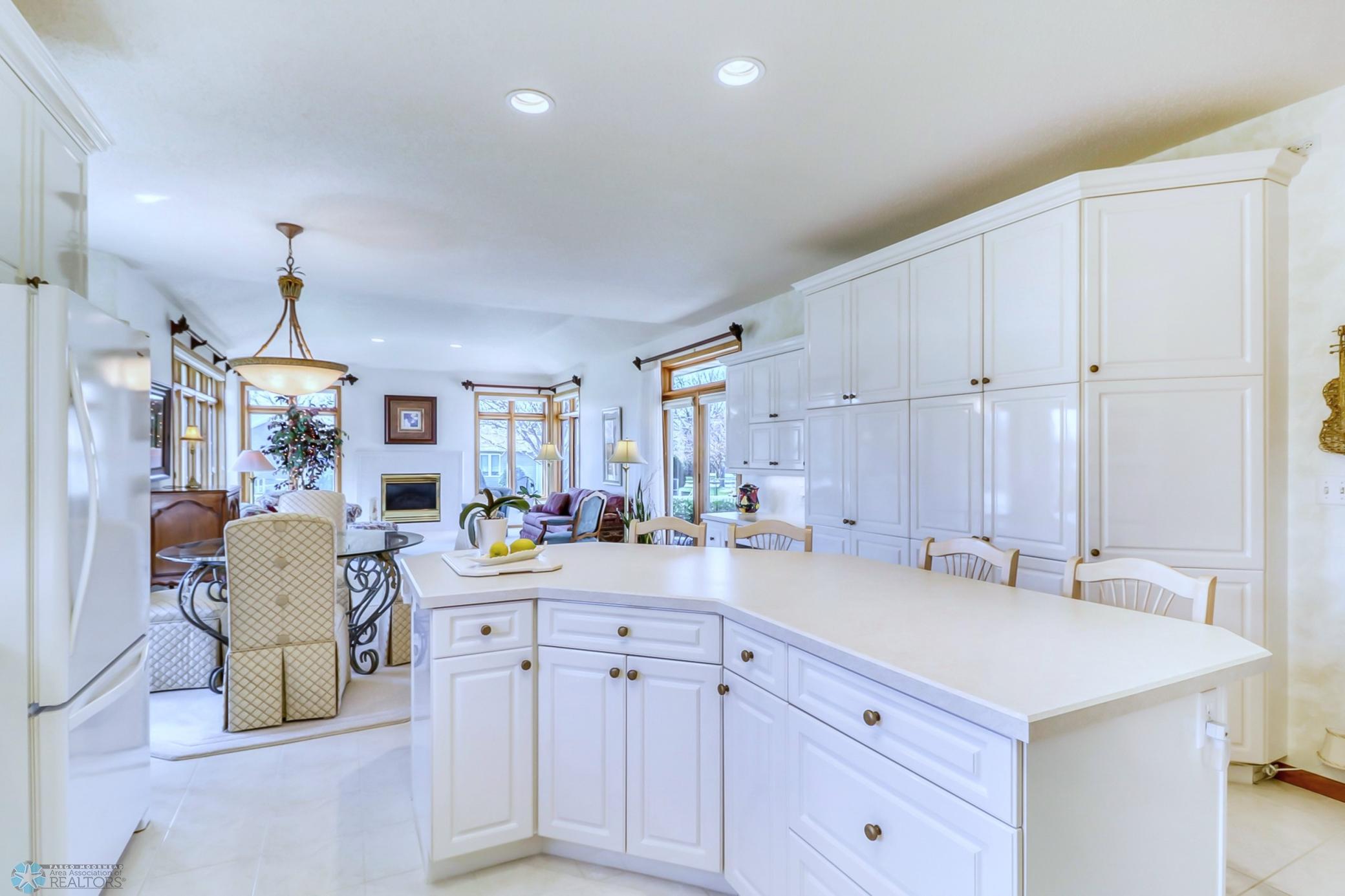Kitchen-lots of cabinetry with pull-outs