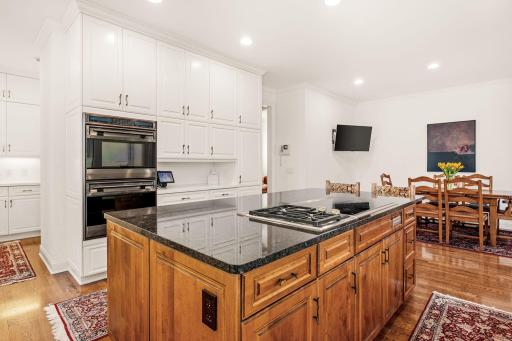 5004 Oak Bend Lane, Edina, MN 55436