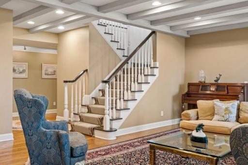 Let's go downstairs to the lower level where there are four bedrooms, family room, kitchen and more!