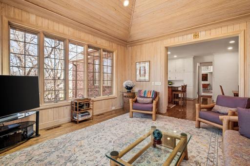 5004 Oak Bend Lane, Edina, MN 55436