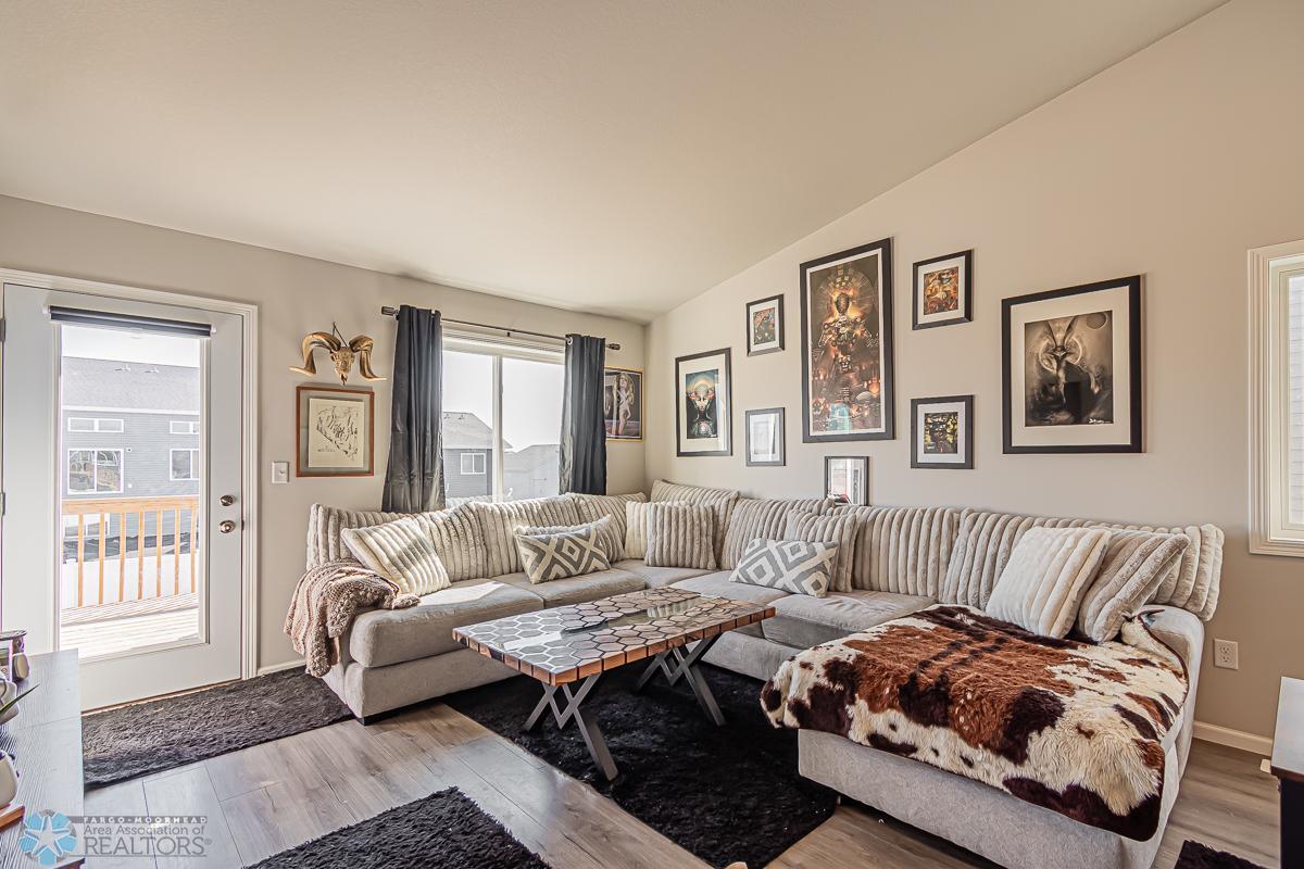 Living_Room_1.jpg