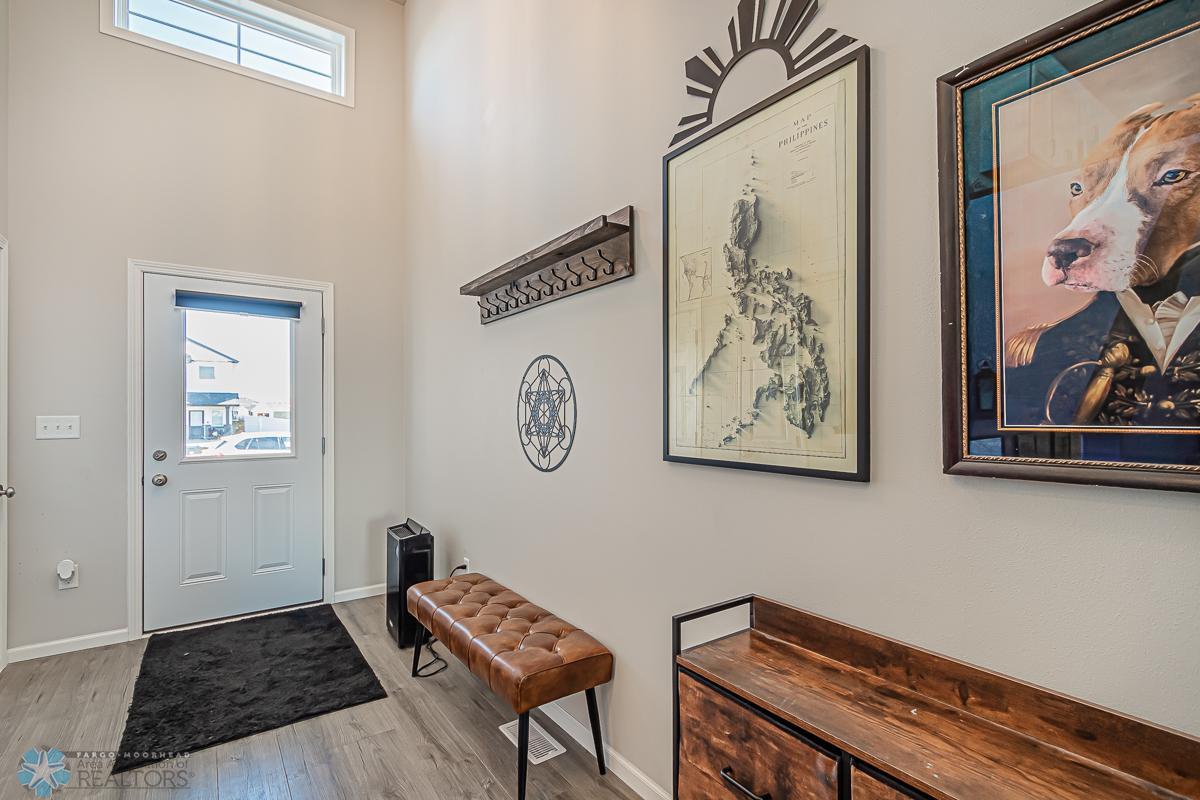 Entryway_2.jpg