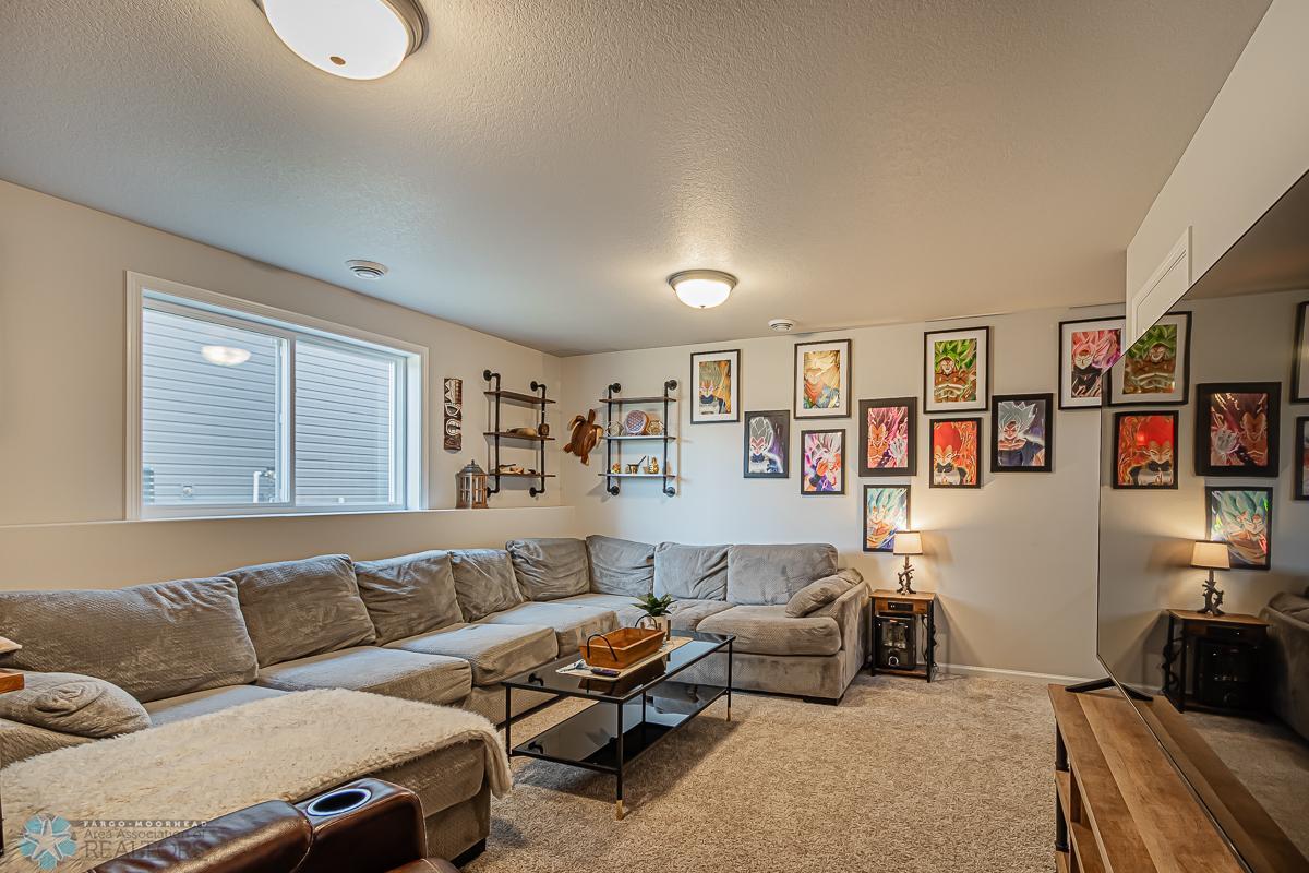 Family_Room_2.jpg