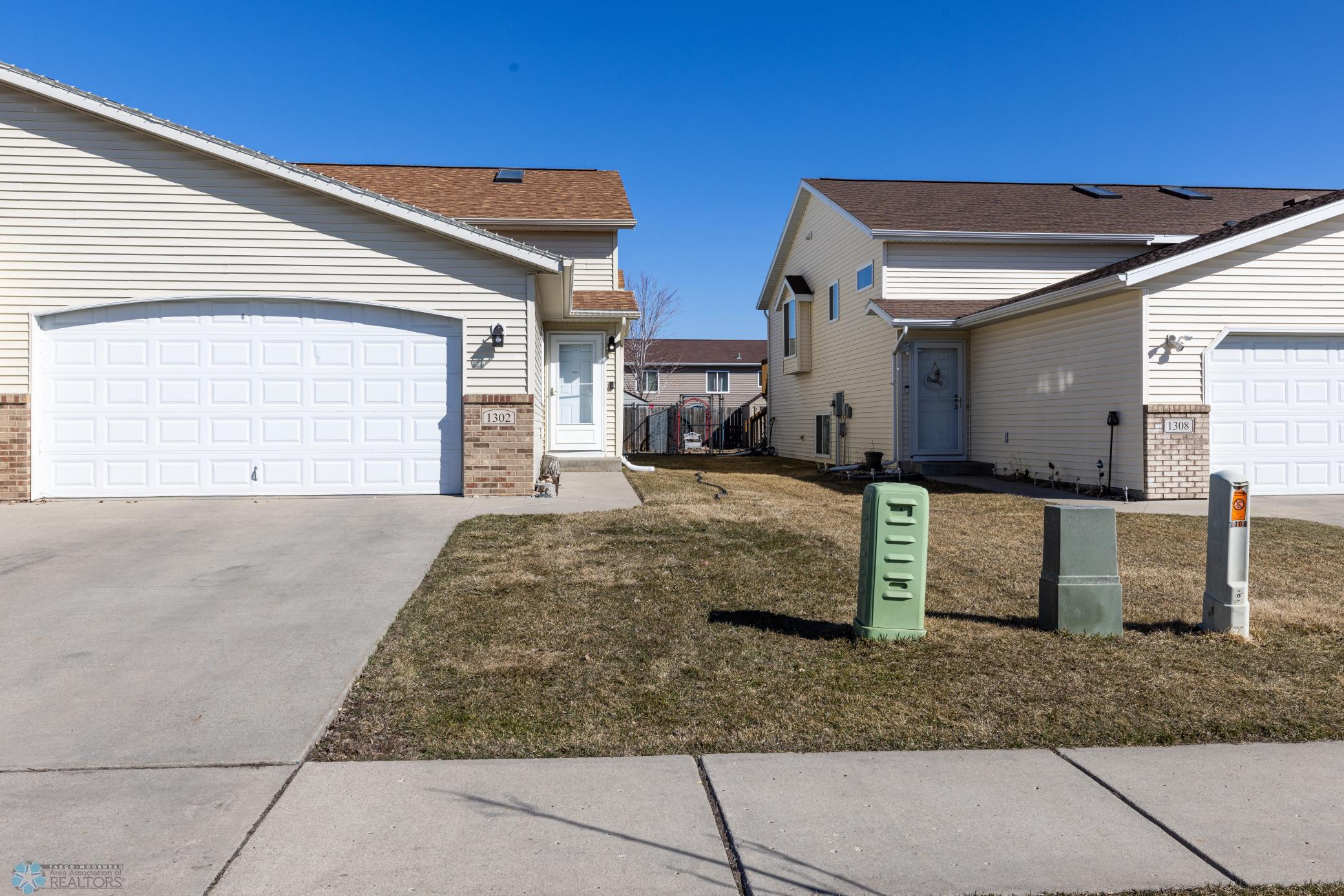1302 37th Ave S MHD