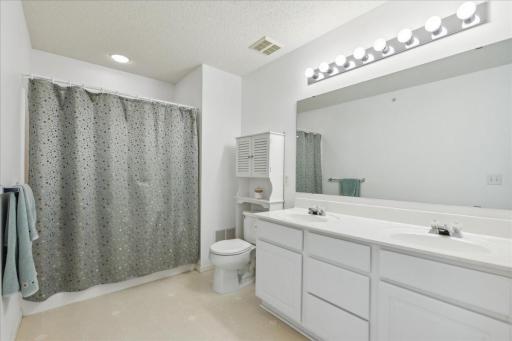 Photo for 1203 Timber Way, Stillwater, MN 55082 - Listing #6512326 1203 Timber Way, Stillwater, MN 55082