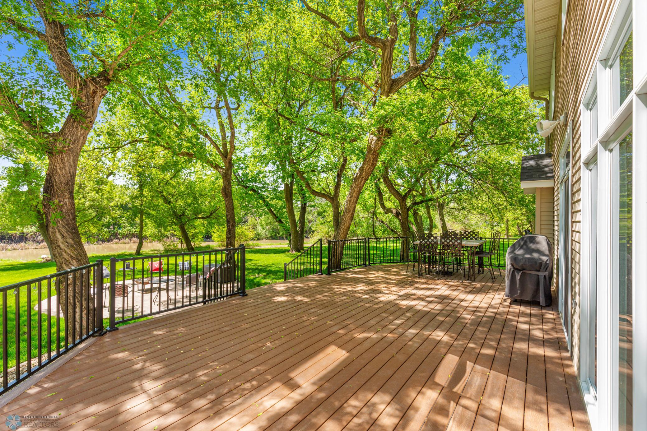 Deck - No maintenance