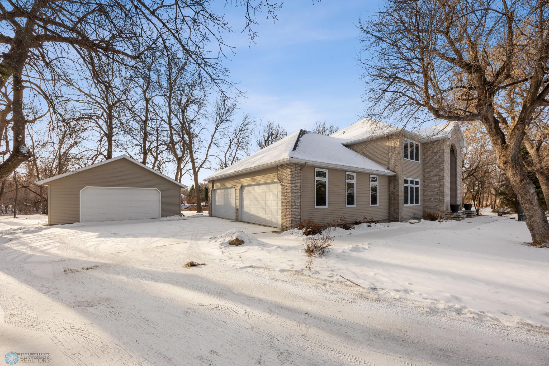 Detached and Attached Garages