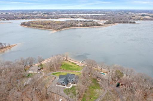 Phenomenal views, privacy, and lake access