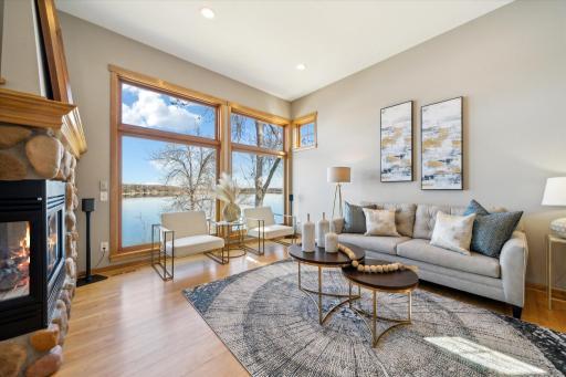 5690 Fairlawn Shores Trail SE, Prior Lake, MN 55372