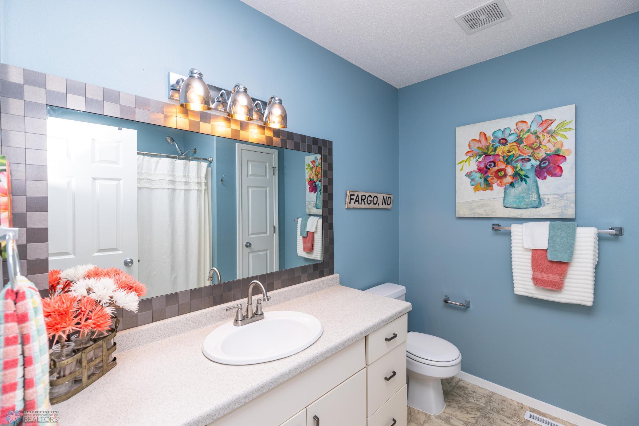 2nd Floor Bathroom