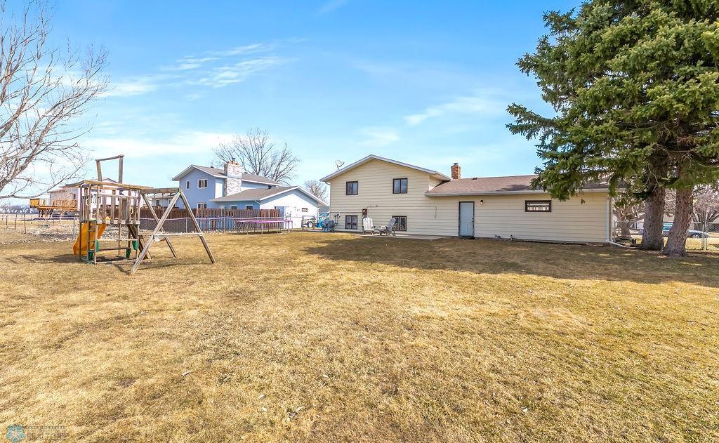 Backyard 1.JPG