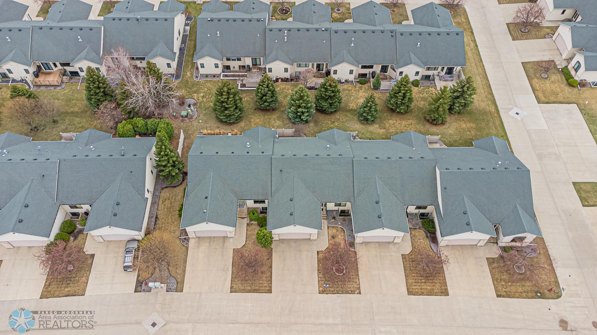 1570 Sundance Dr S, Fargo, ND 58104-2.jpg