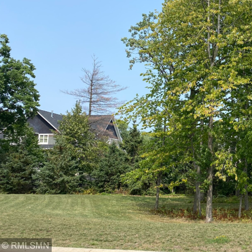 585 Cedarleaf Point, Saint Paul, MN 55115
