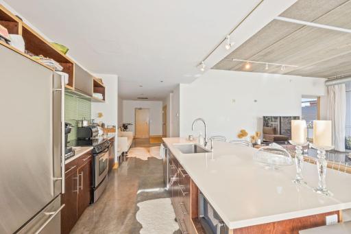 345 6th Avenue N, 305, Minneapolis, MN 55401