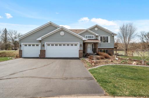 Welcome to 17516 Grant Ct NW in a fantastic Elk River neighborhood.