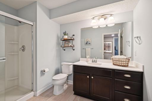 Spacious 5th bath with shower