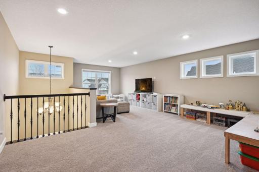 Huge loft or add another bedroom 5th up