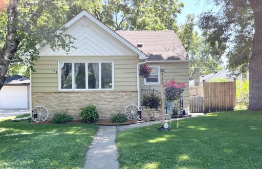 130 32nd Avenue N, Saint Cloud, MN 56303