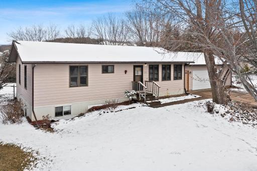 Photo for 2117 Foothill Trail S, Shakopee, MN 55379 - Listing #6513293 2117 Foothill Trail S, Shakopee, MN 55379