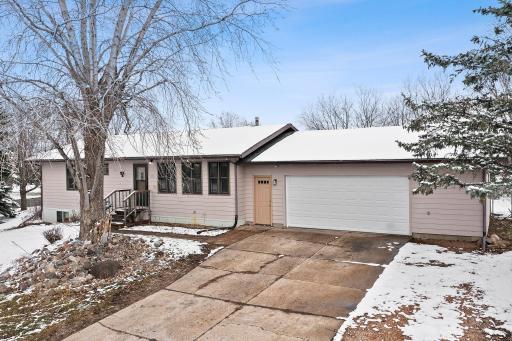 Photo for 2117 Foothill Trail S, Shakopee, MN 55379 - Listing #6513293 2117 Foothill Trail S, Shakopee, MN 55379
