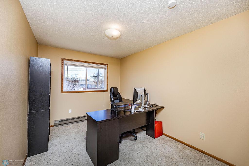 Upper Level Bedroom 1