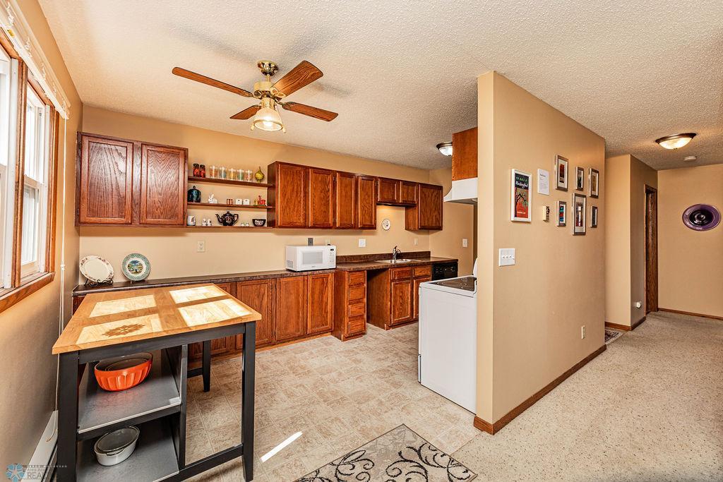 Upper Level Kitchen/Dining