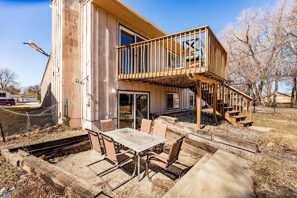 Lower Level Walk-Out Patio