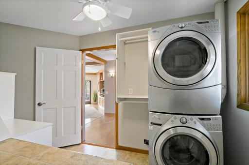7934 Ithaca Lane N, Maple Grove, MN 55311