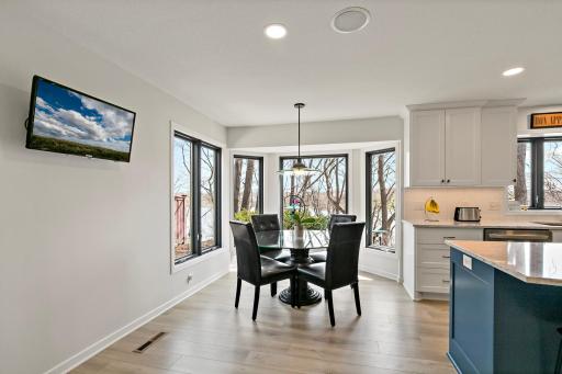 7934 Ithaca Lane N, Maple Grove, MN 55311