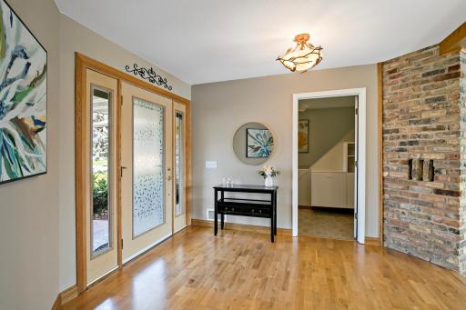 7934 Ithaca Lane N, Maple Grove, MN 55311