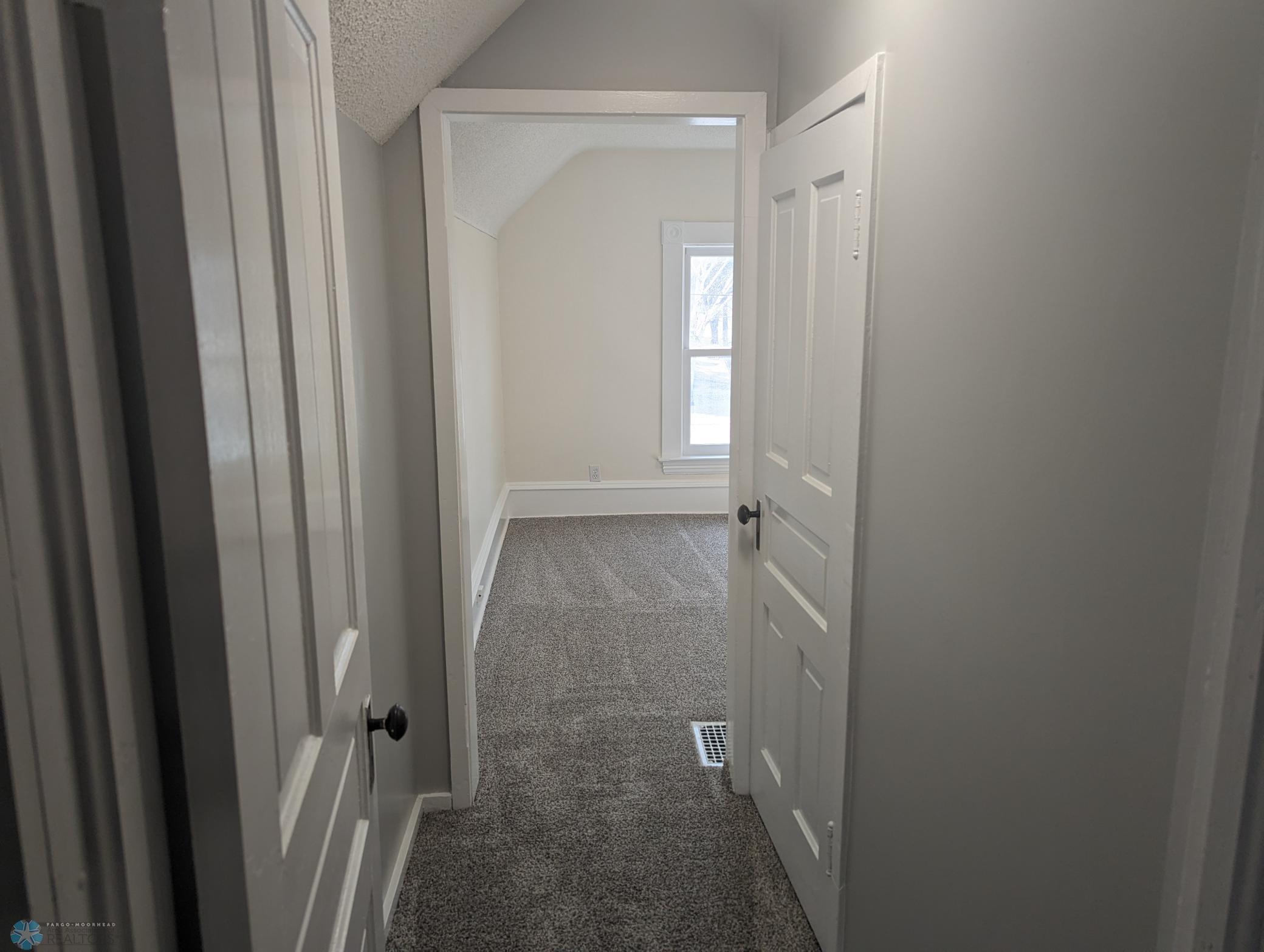 3rd Bedroom Entrance/Closet