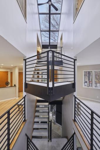2316 Totem Trail, Minnetonka, MN 55305