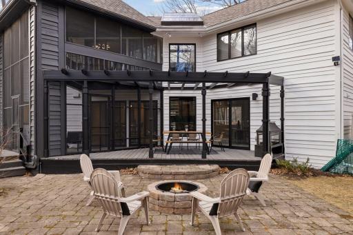 2316 Totem Trail, Minnetonka, MN 55305