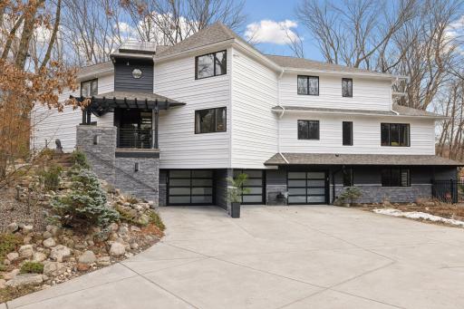 2316 Totem Trail, Minnetonka, MN 55305