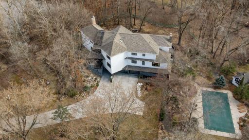 Unique custom build 2316 Totem Trail Minnetonka!