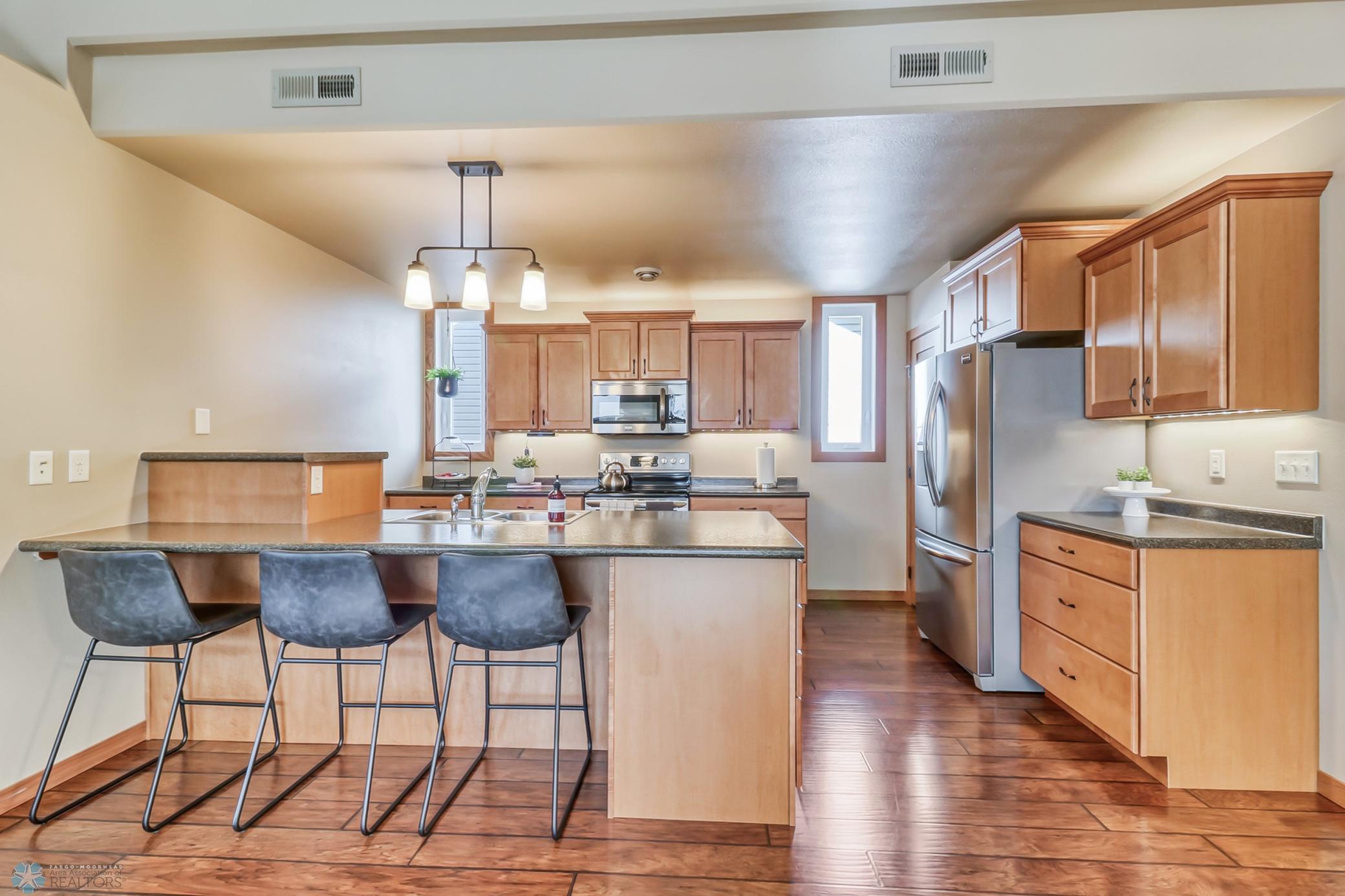 Kitchen1_0.jpg