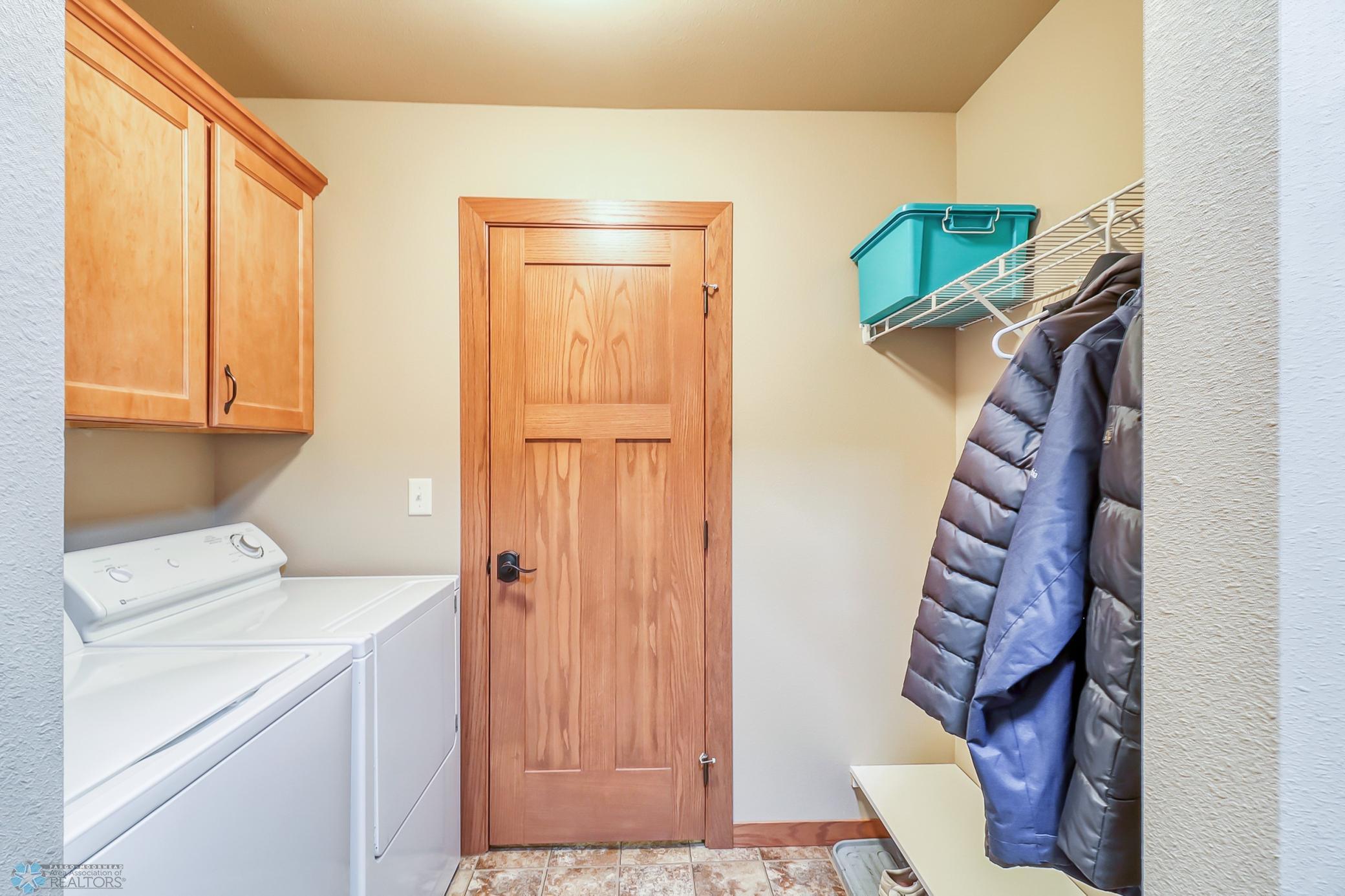 Mudroom_Laundry1_0.jpg
