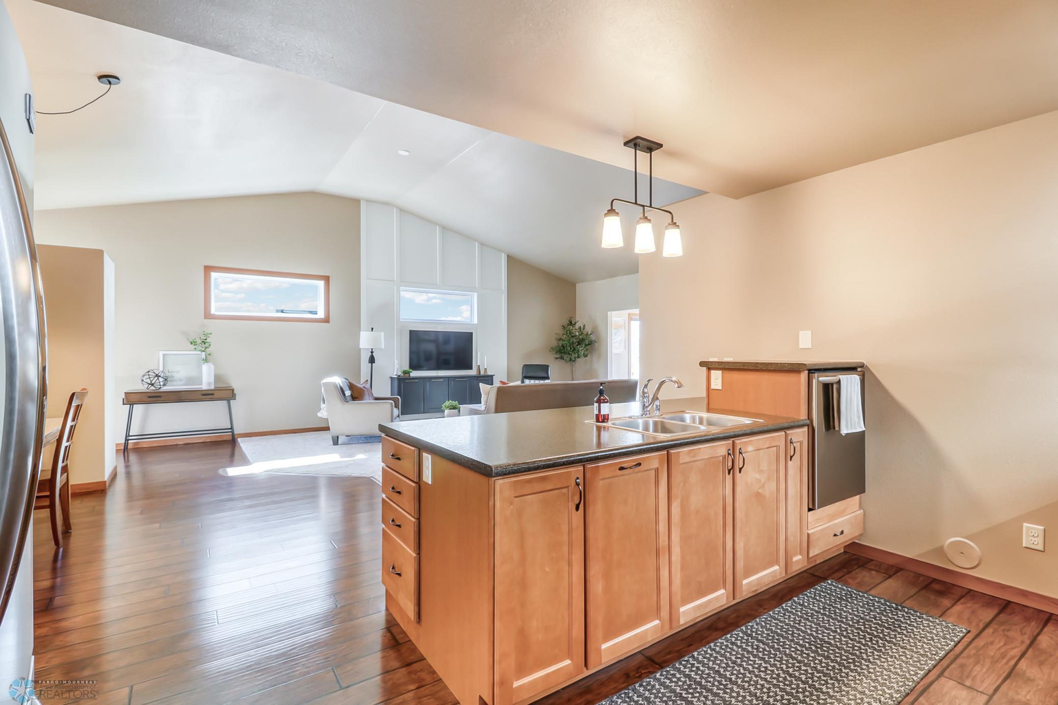 Kitchen1_4.jpg