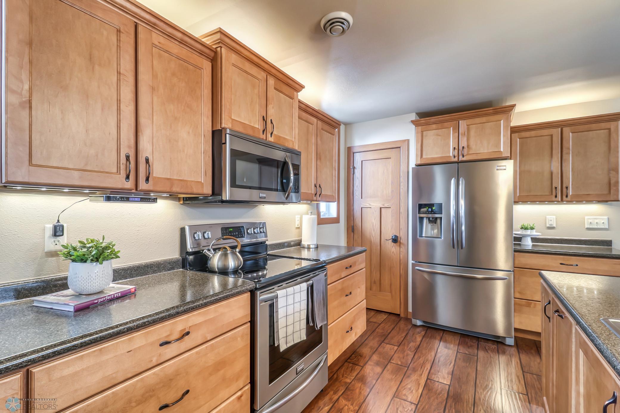 Kitchen1_6.jpg